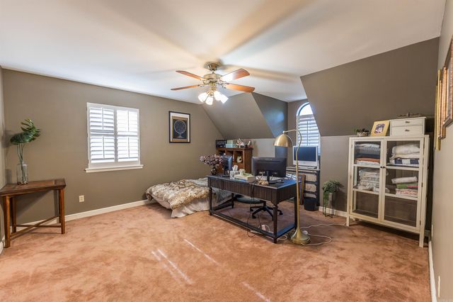 989 Quapaw St, Camden, AR 71701