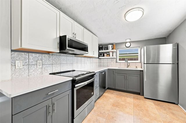 1773 EZELLE AVENUE, Largo, FL 33770