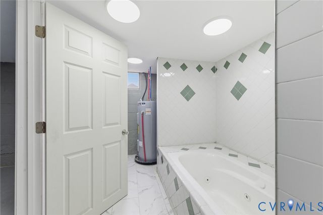 2504 Gordon St, Hopewell, VA 23860