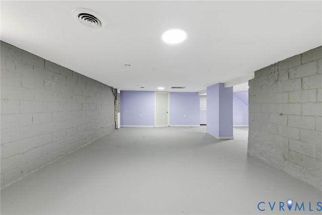 2504 Gordon St, Hopewell, VA 23860