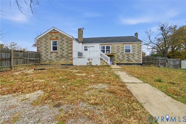 2504 Gordon St, Hopewell, VA 23860