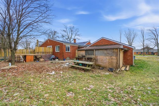 2907 Lovington Drive, Troy, MI 48083