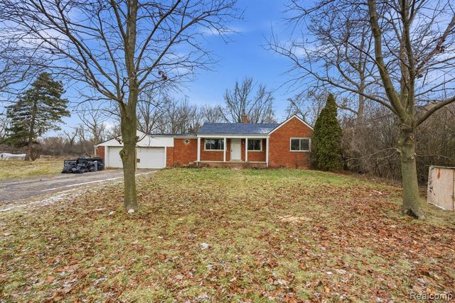 2907 Lovington Drive, Troy, MI 48083