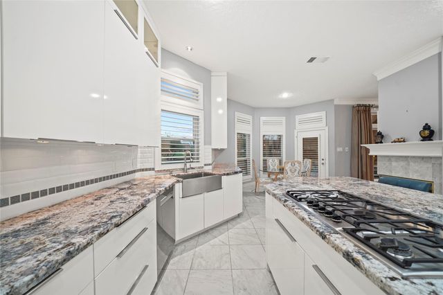 4222 Westerdale Drive, Fulshear, TX 77441