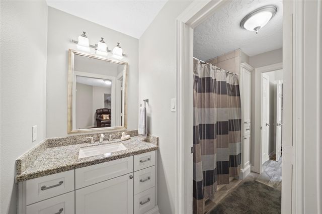 4222 Westerdale Drive, Fulshear, TX 77441