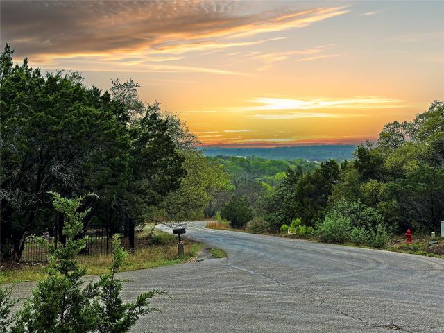 2907 Ticonderoga CV, Lago Vista, TX 78645