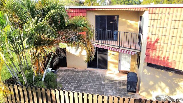 22916 Oxford Pl D, Boca Raton, FL 33433