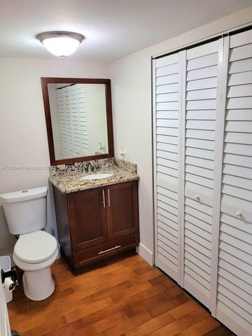 22916 Oxford Pl D, Boca Raton, FL 33433