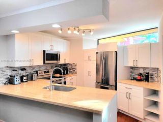 22916 Oxford Pl D, Boca Raton, FL 33433