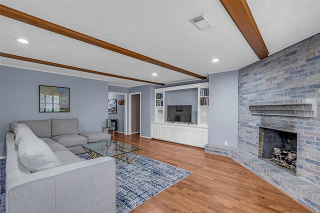 947 Thornton Road, Houston, TX 77018