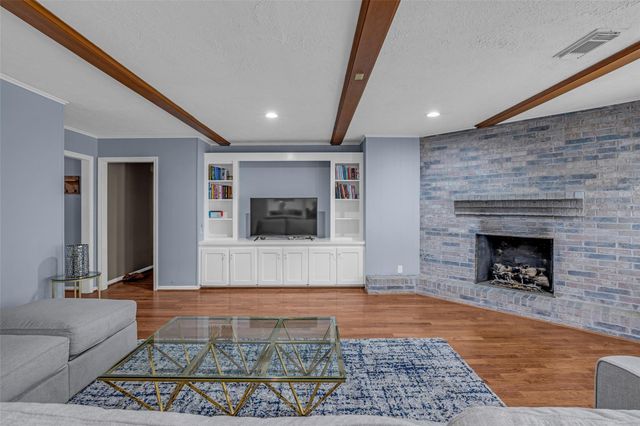 947 Thornton Road, Houston, TX 77018