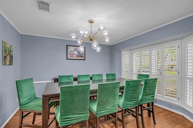 947 Thornton Road, Houston, TX 77018