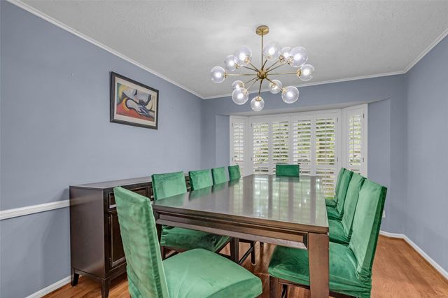 947 Thornton Road, Houston, TX 77018