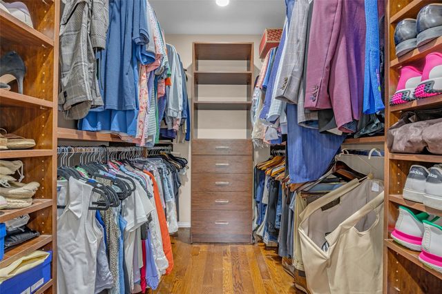 947 Thornton Road, Houston, TX 77018
