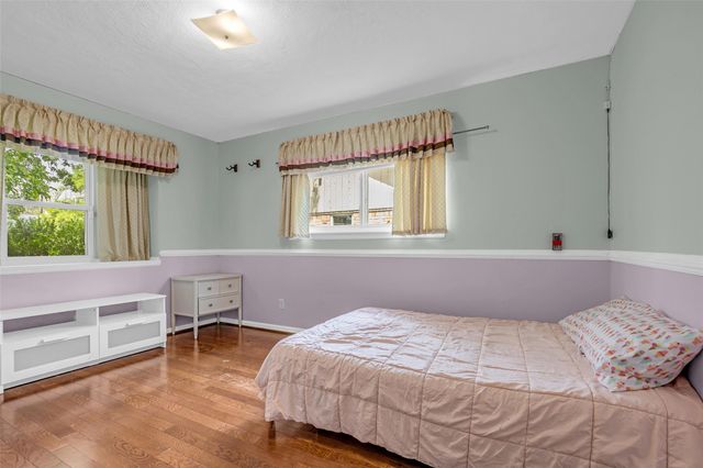 947 Thornton Road, Houston, TX 77018