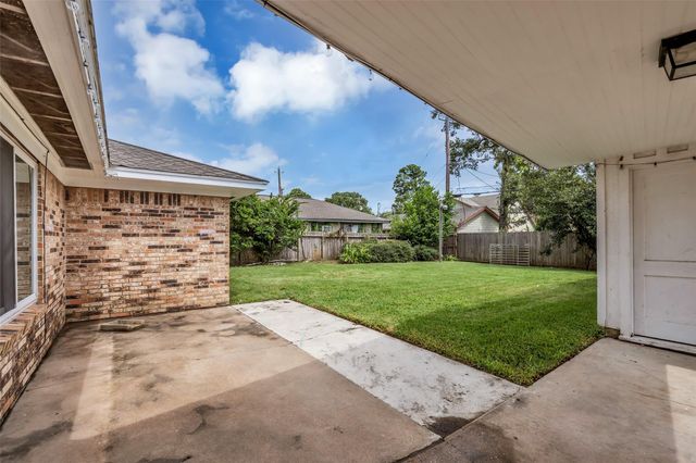 947 Thornton Road, Houston, TX 77018