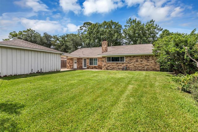 947 Thornton Road, Houston, TX 77018