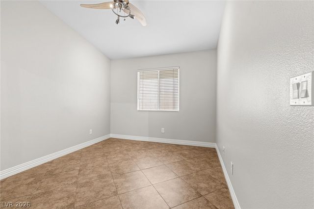 9752 LOST COLT Circle, Las Vegas, NV 89117