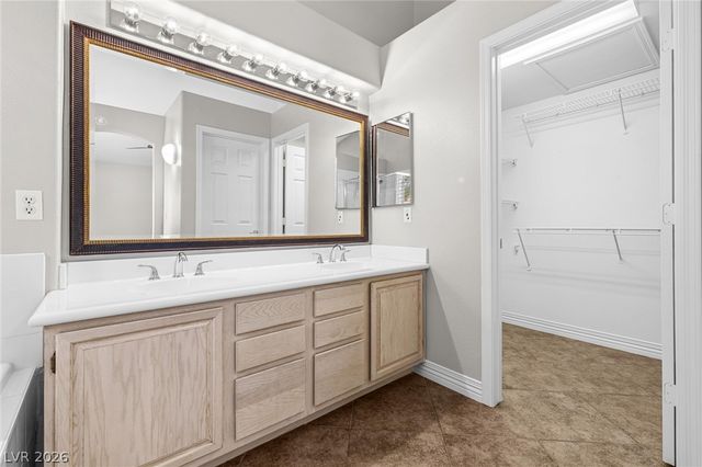 9752 LOST COLT Circle, Las Vegas, NV 89117