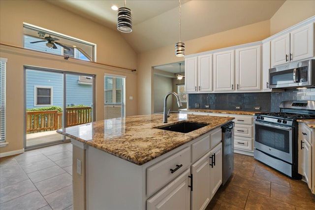 121 Greene, Kyle, TX 78640