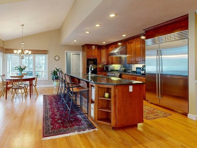 215 Causeway St, Medfield, MA 02052