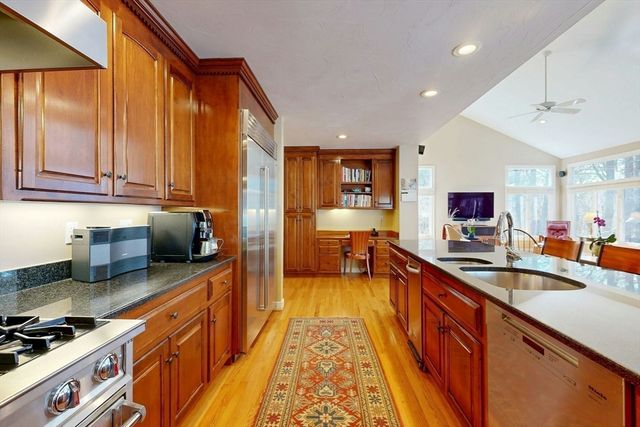 215 Causeway St, Medfield, MA 02052