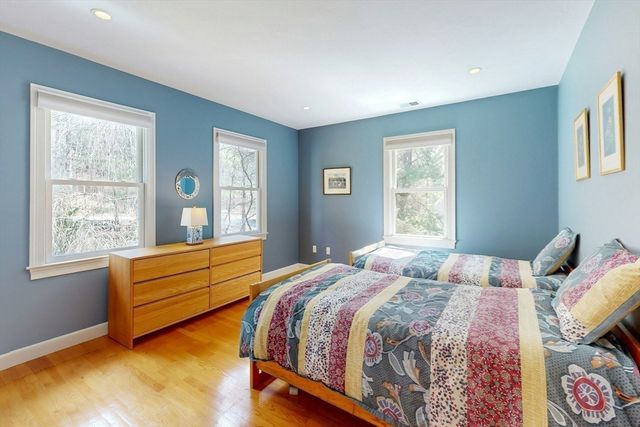 215 Causeway St, Medfield, MA 02052