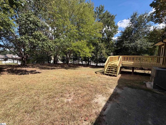 705 Strange Road, Taylors, SC 29687
