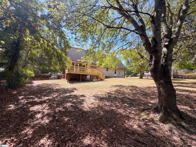 705 Strange Road, Taylors, SC 29687