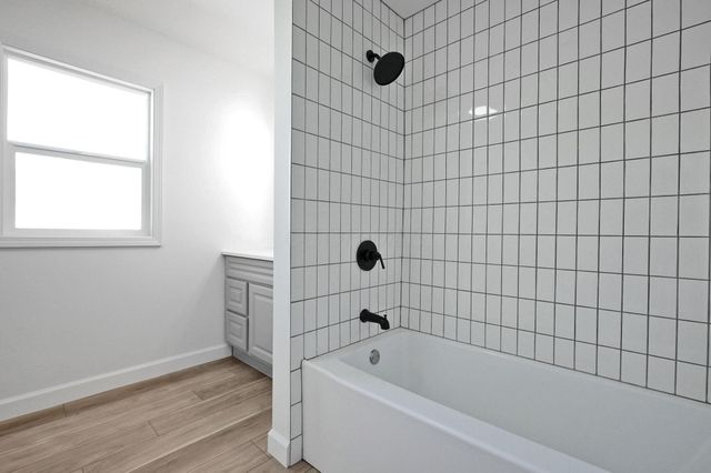 3608 S Champion Avenue, Columbus, OH 43207