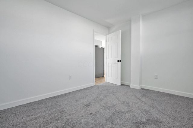 3608 S Champion Avenue, Columbus, OH 43207