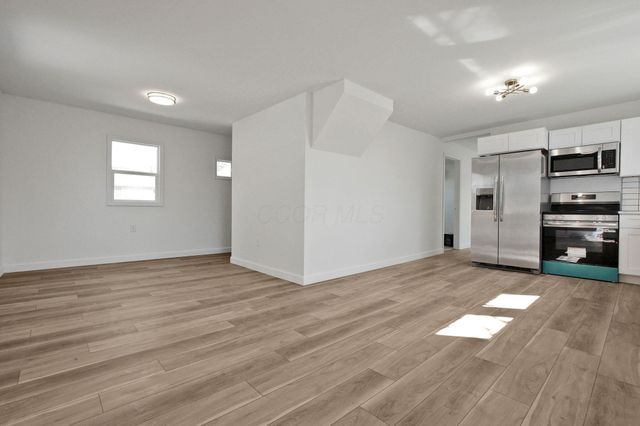 3608 S Champion Avenue, Columbus, OH 43207