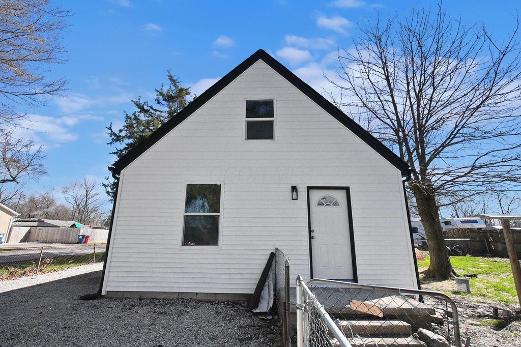 3608 S Champion Avenue, Columbus, OH 43207