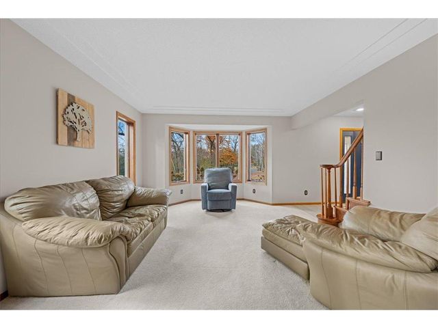 553 Omaha Road, Hudson, WI 54016