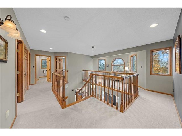 553 Omaha Road, Hudson, WI 54016