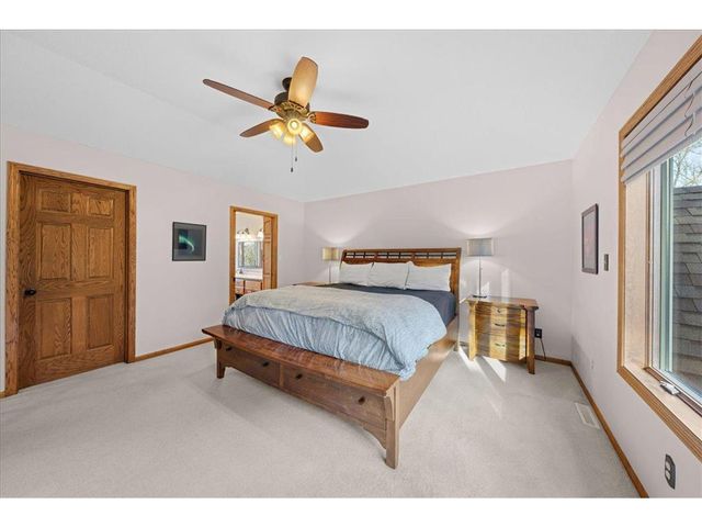 553 Omaha Road, Hudson, WI 54016