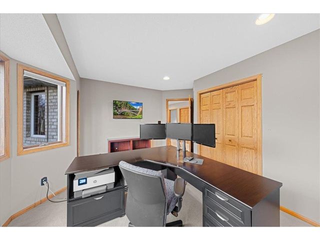 553 Omaha Road, Hudson, WI 54016