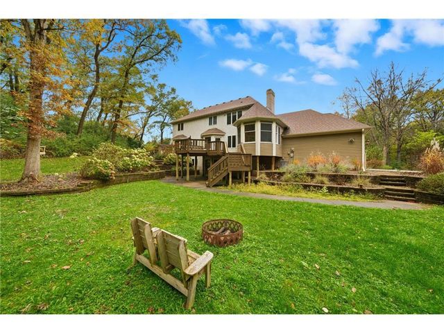 553 Omaha Road, Hudson, WI 54016