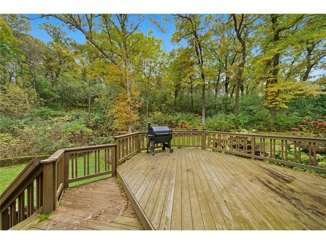 553 Omaha Road, Hudson, WI 54016