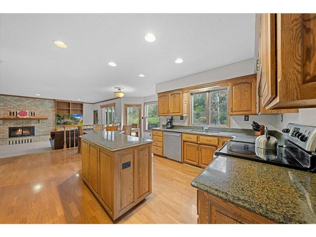 553 Omaha Road, Hudson, WI 54016