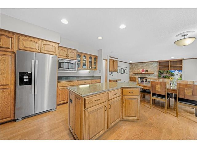 553 Omaha Road, Hudson, WI 54016