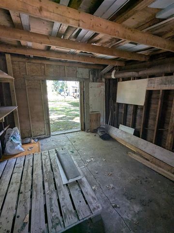 1925 Valley Street, Muskegon, MI 49442