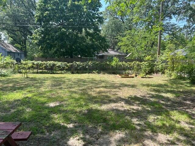 1925 Valley Street, Muskegon, MI 49442