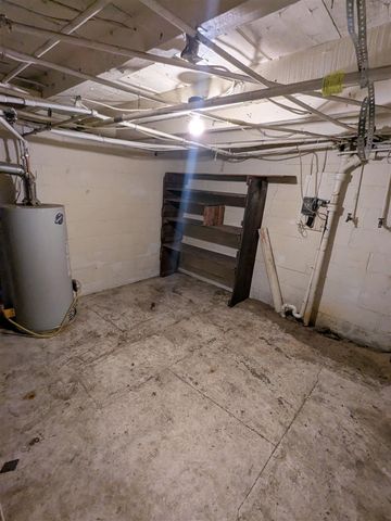 1925 Valley Street, Muskegon, MI 49442