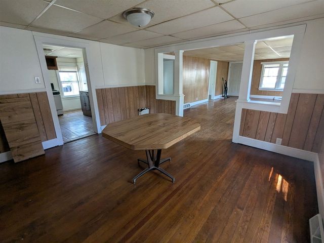 1925 Valley Street, Muskegon, MI 49442