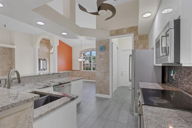 8596 SOUTHWIND BAY CIRCLE, Fort Myers, FL 33908