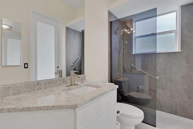 8596 SOUTHWIND BAY CIRCLE, Fort Myers, FL 33908