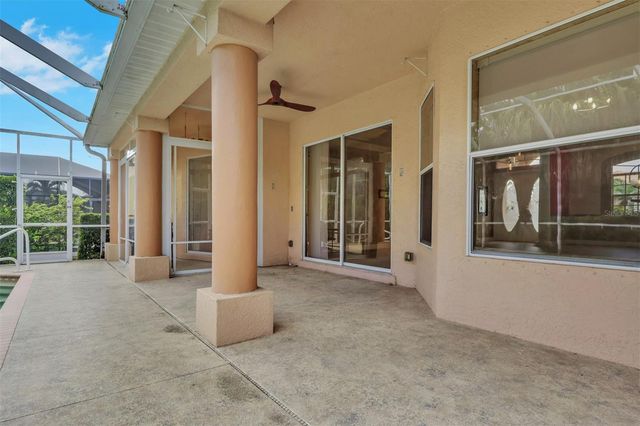 8596 SOUTHWIND BAY CIRCLE, Fort Myers, FL 33908