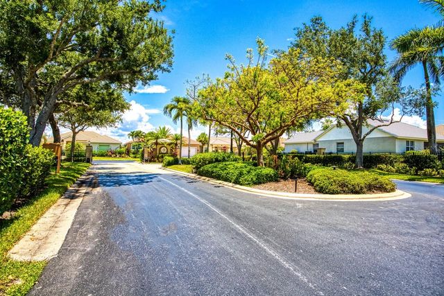8596 SOUTHWIND BAY CIRCLE, Fort Myers, FL 33908