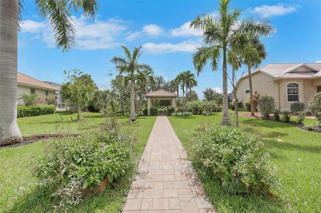 8596 SOUTHWIND BAY CIRCLE, Fort Myers, FL 33908